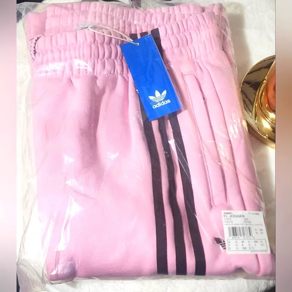 Adidas 70's fleece joggers - Picture 8 of 8